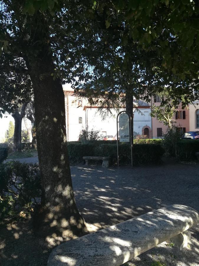 La Terrazza Apartment Chiusi Luaran gambar