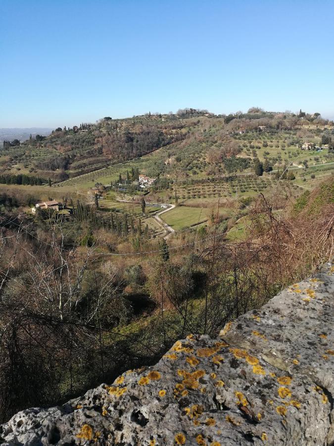 La Terrazza Apartment Chiusi Luaran gambar