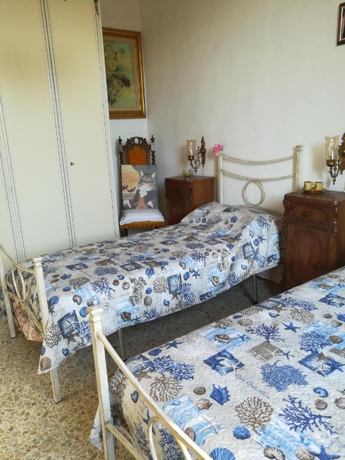 La Terrazza Apartment Chiusi Luaran gambar